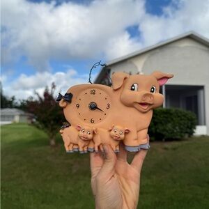 ✨Vintage Piggy Family Wall Clock✨
